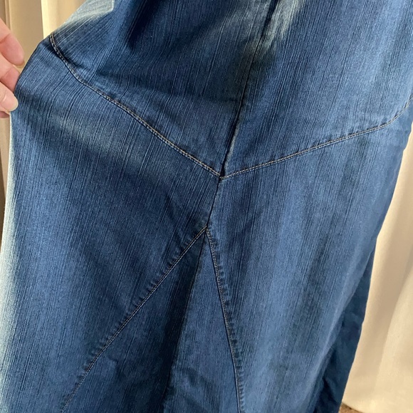 Denim like ( polyester and Lycra ) maxi skirt - Picture 6 of 8